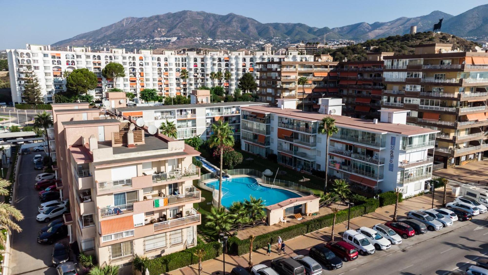 Sur Suites Porlamar Фуэнхирола Экстерьер фото